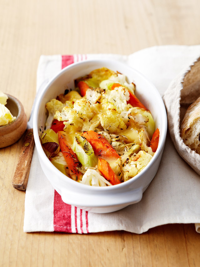 Gratin de légumes d’hiver au Gruyère AOP suisse