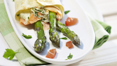 Asperges en chemise de pâte au Gruyère AOP