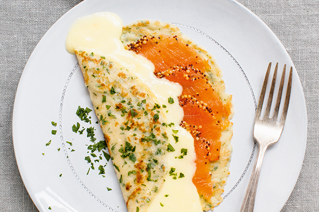 Crêpes au Vacherin Mont-d’or AOP et à la truite saumonée marinée